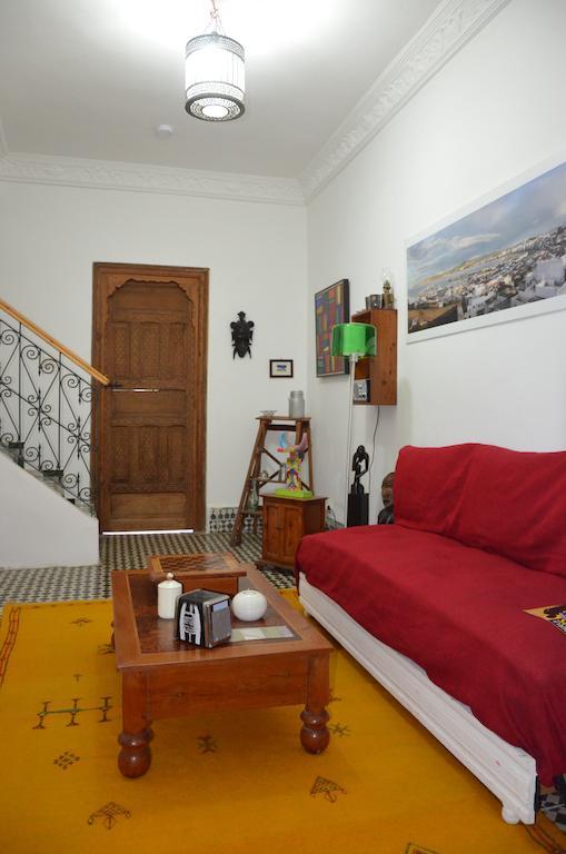 לינה וארוחת בוקר Tanger Chez Habitant מראה חיצוני תמונה